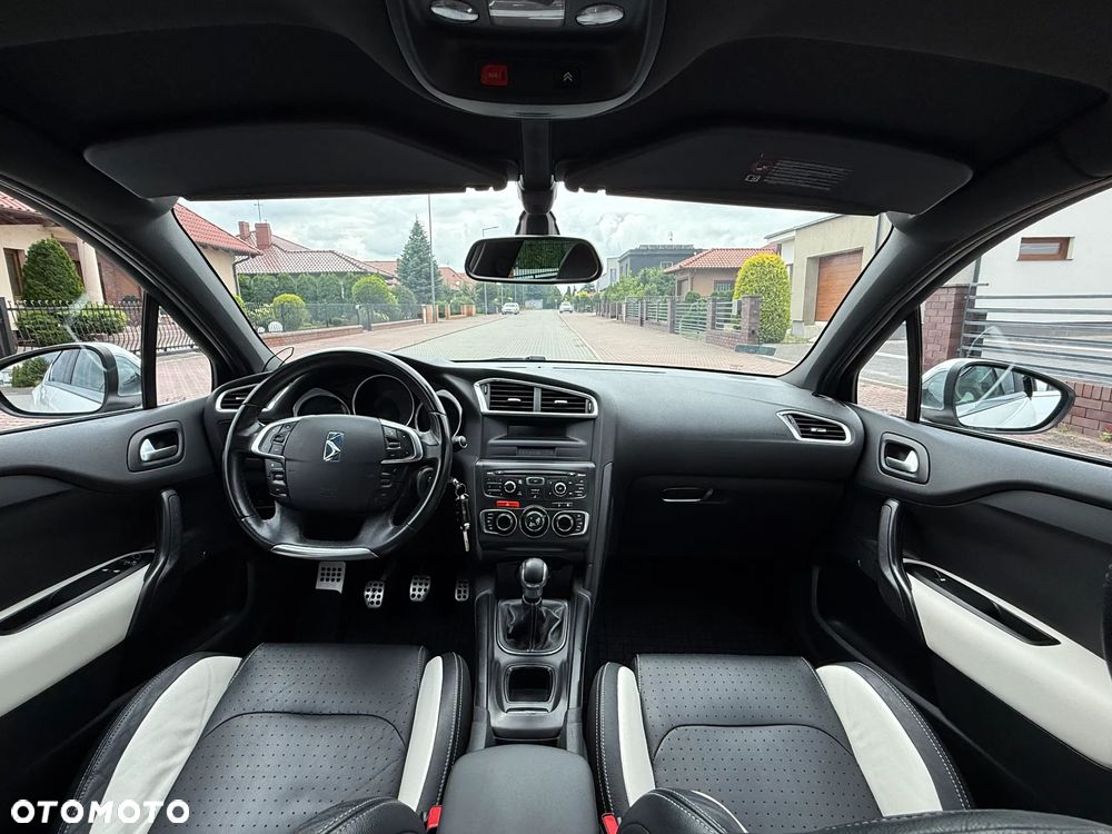 Citroën DS4 1.6 VTi SoChic - 8