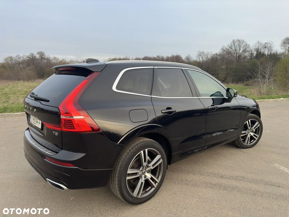 Volvo XC 60 T5 Momentum Pro - 10