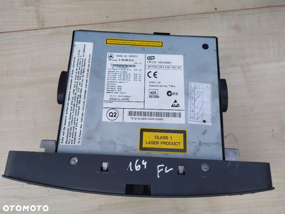 MERCEDES ML GL 164 LIFT command radio CD Europa   SD - 4