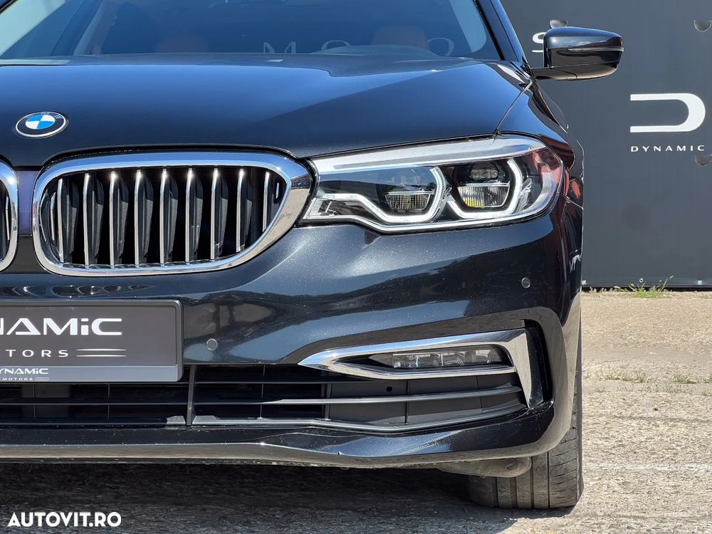 BMW Seria 5 530i AT - 9