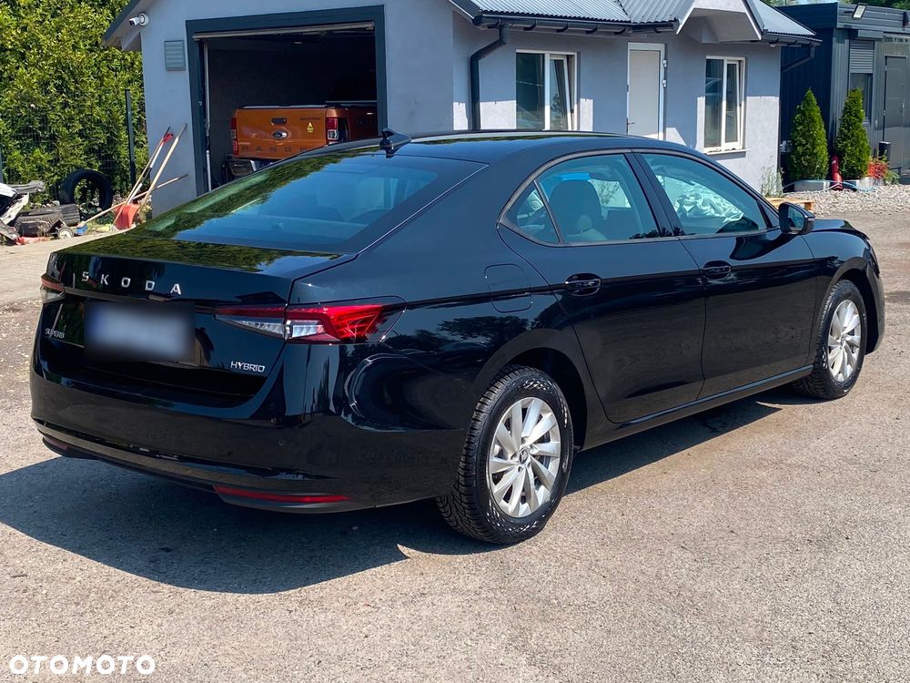 Skoda Superb 1.5 TSI mHEV Essence DSG - 12