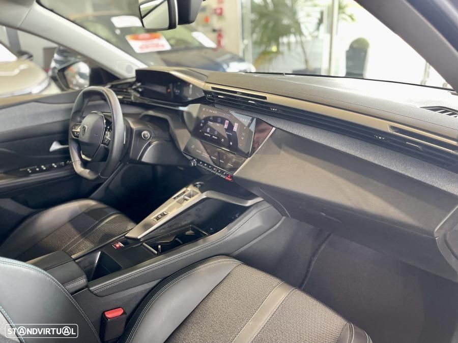 Peugeot 308 SW 1.5 BlueHDi Allure EAT8 - 26