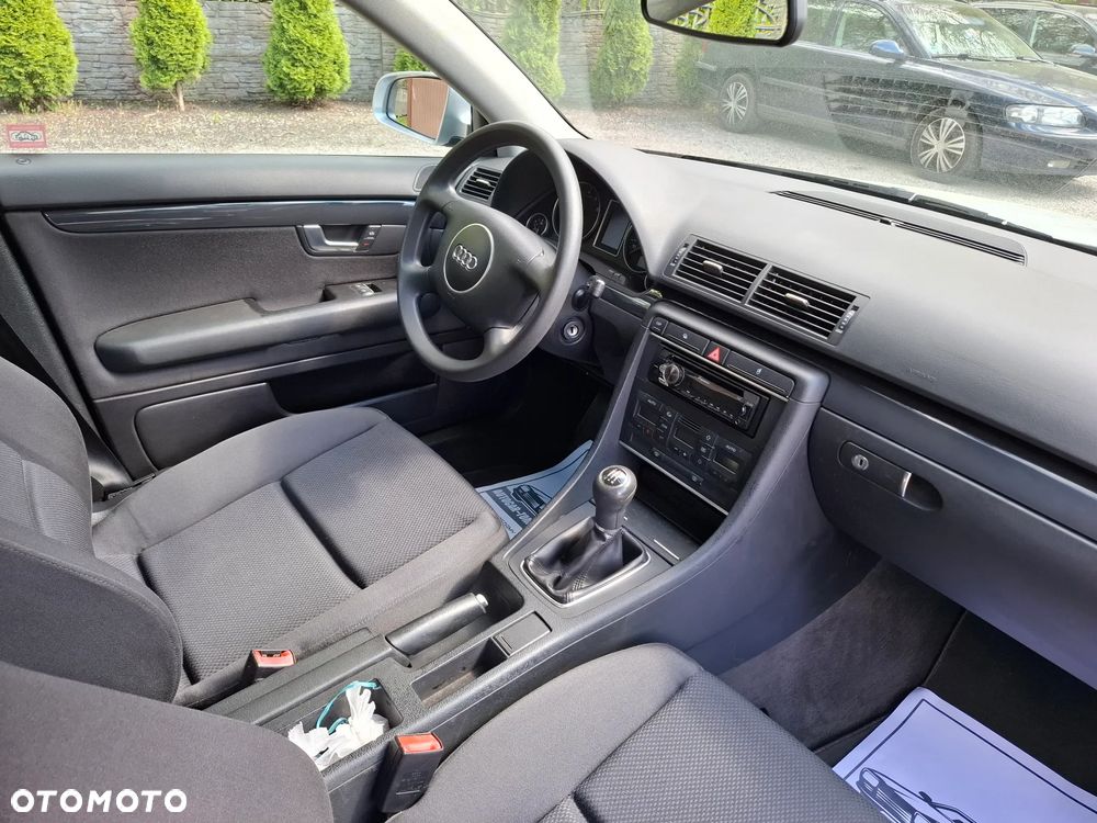 Audi A4 Limousine 1.6 - 22