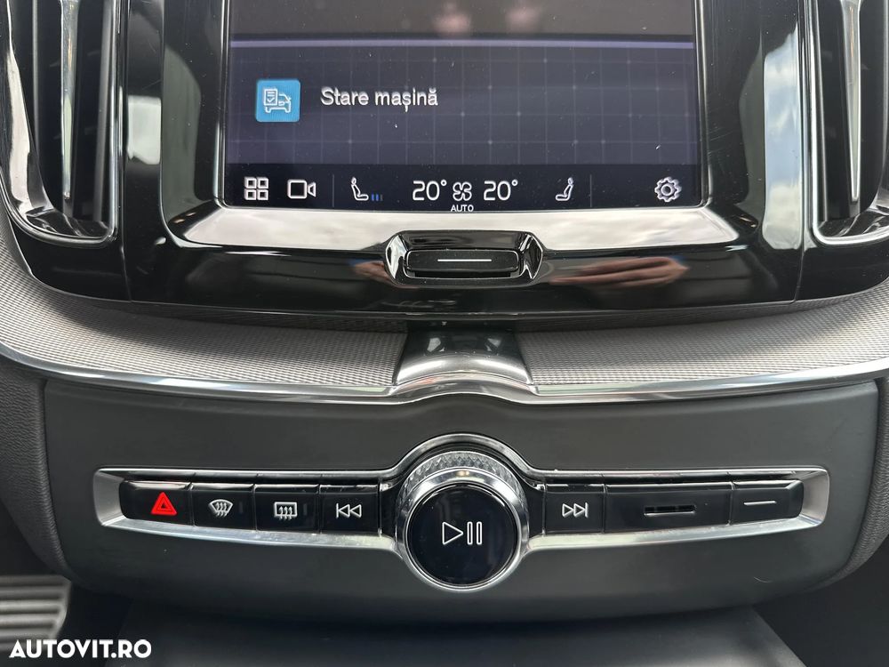 Volvo XC 60 T6 AWD Recharge Geartronic RDesign - 17