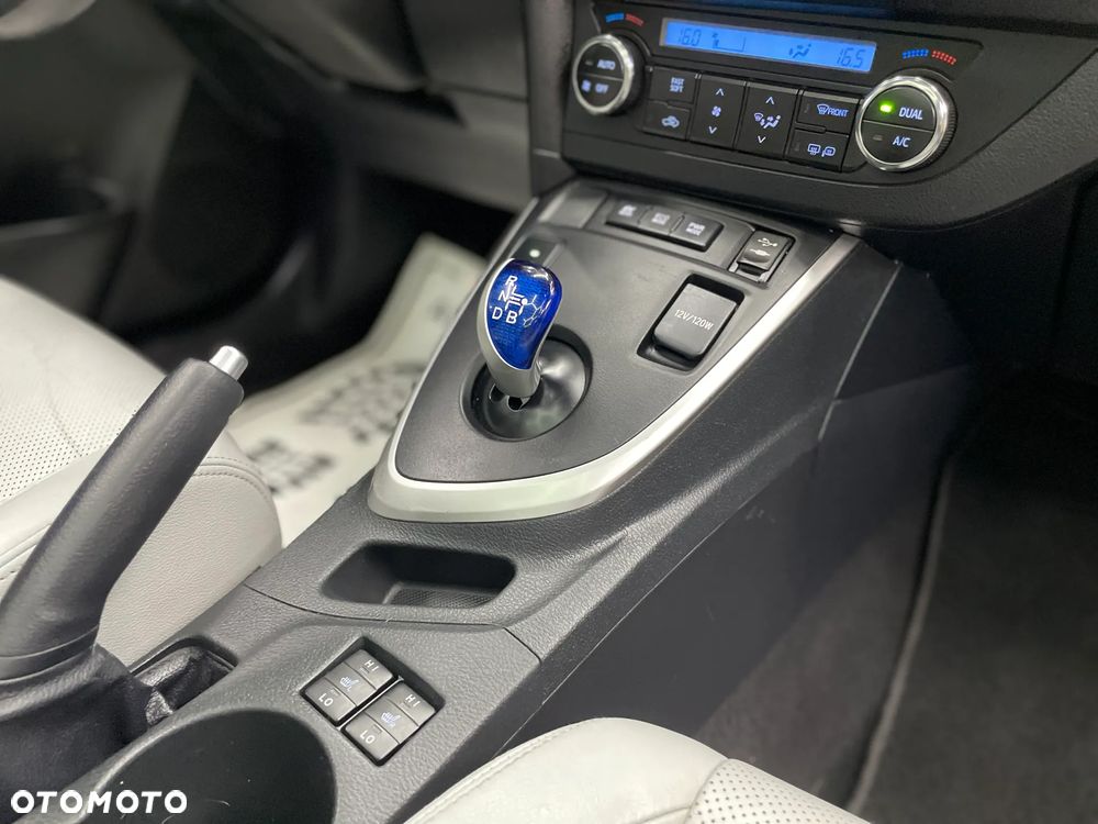 Toyota Auris - 32
