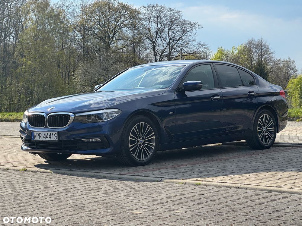 BMW Seria 5 520d xDrive Sport Line sport - 2