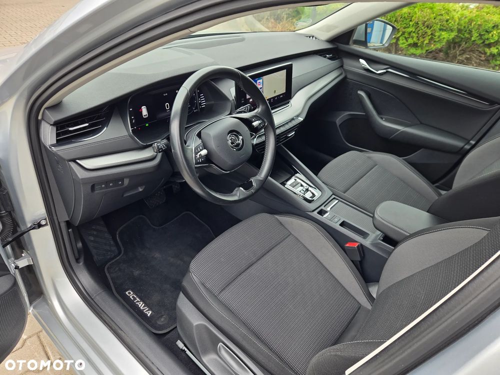 Skoda Octavia 2.0 TDI DSG Ambition - 7