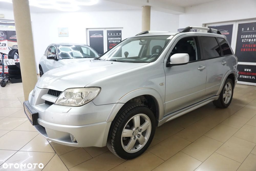 Mitsubishi Outlander 2.0 4WD Invite - 7