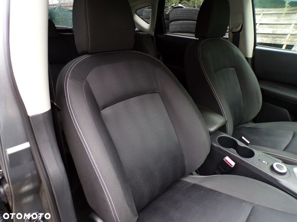 Nissan Qashqai - 34