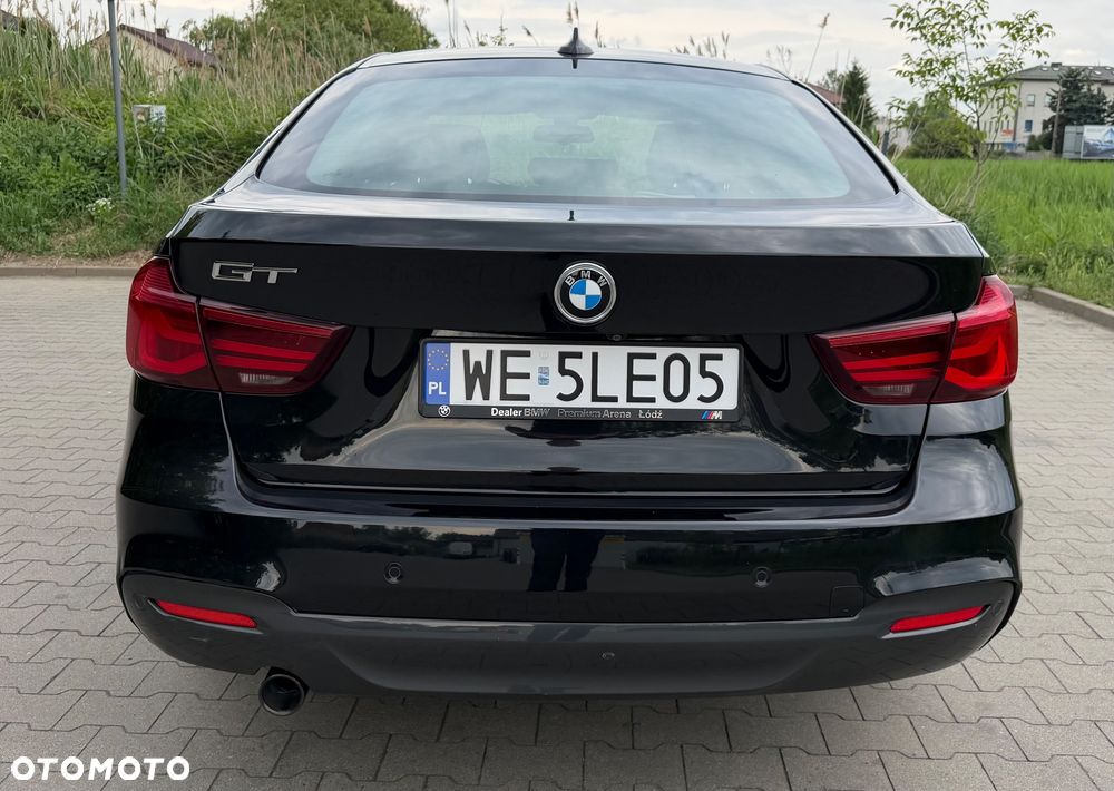 BMW 3GT 318d M Sport - 21