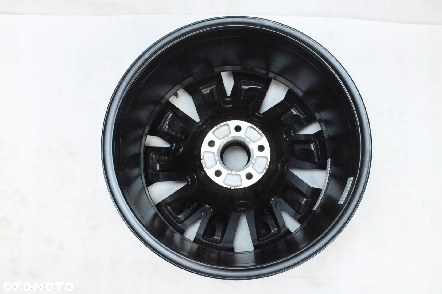 FELGA ALUMINIOWA 18" VOLKSWAGEN TOUAREG III 5x112 8J ET25 760601025M - 3