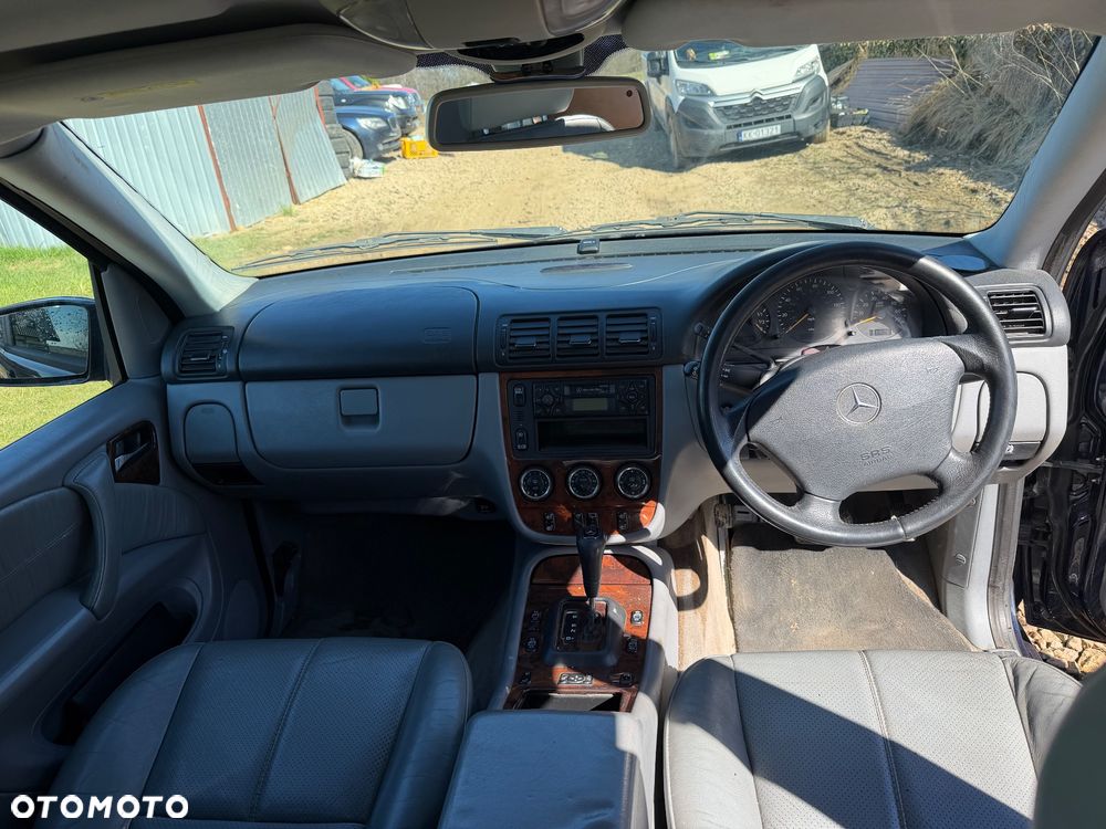 Mercedes-Benz ML 350 - 7