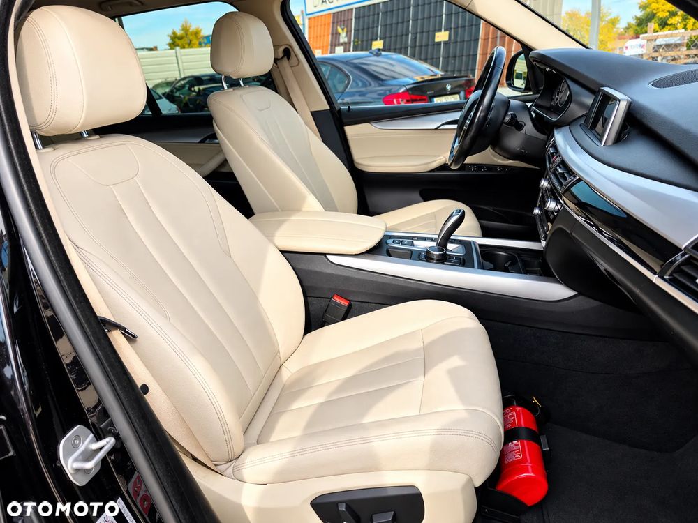BMW X5 xDrive25d - 24