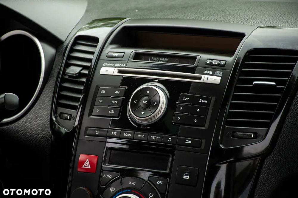 Kia Venga - 11