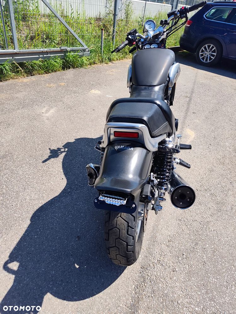 Yamaha Venture - 18