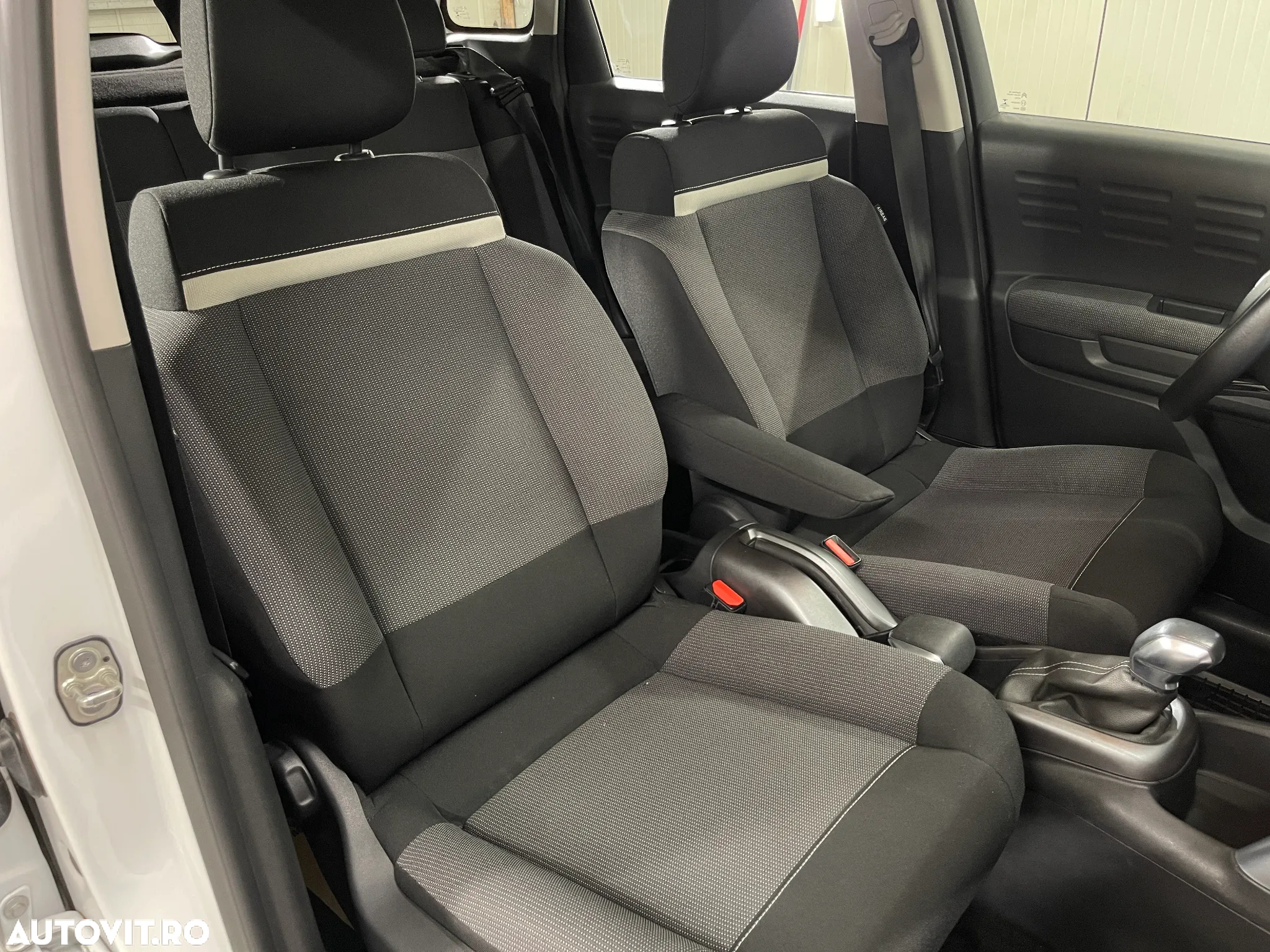 Citroën C3 AIRCROSS BlueHDI 120 Stop & Start EAT6 FEEL PACK - 9
