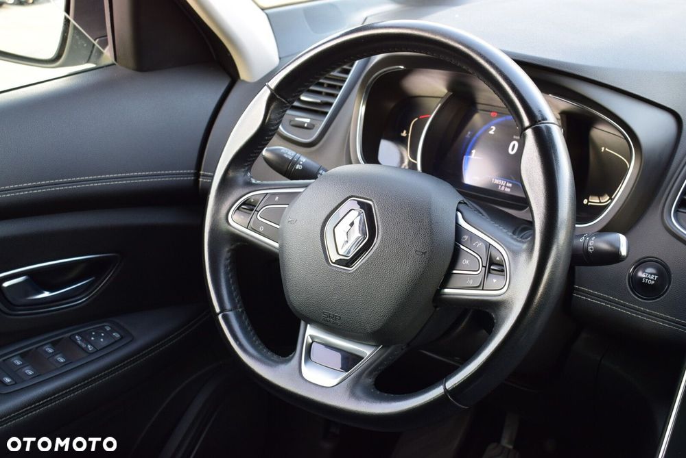 Renault Grand Scenic - 19