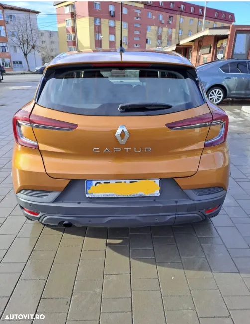 Renault Captur - 3