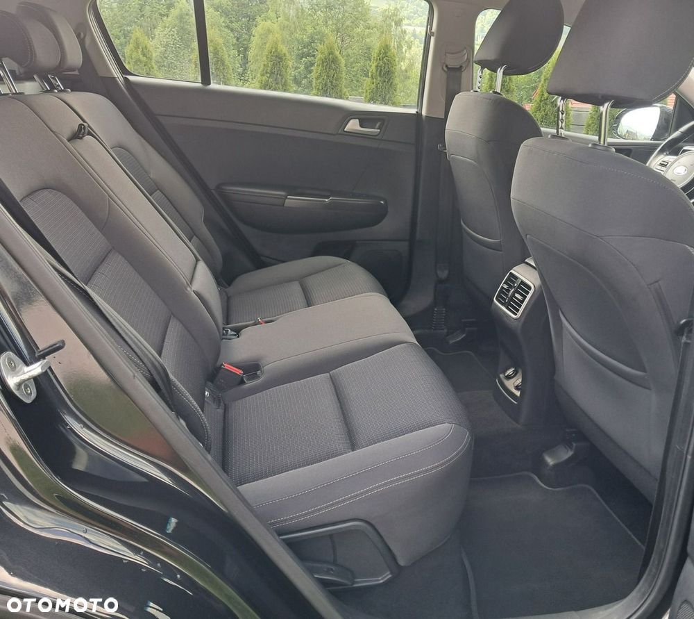 Kia Sportage - 12