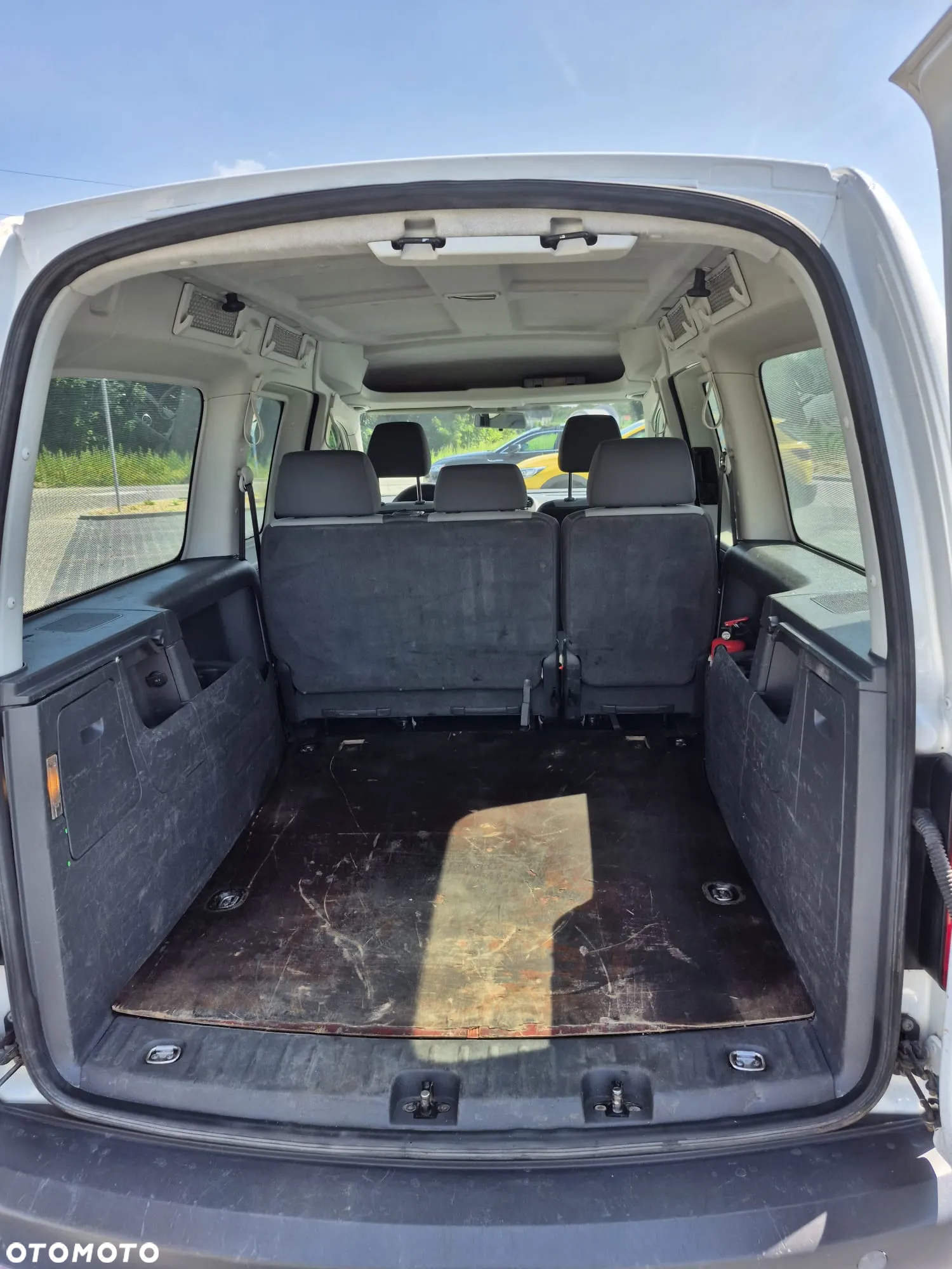 Volkswagen Caddy Maxi 2.0 TDI Comfortline - 5