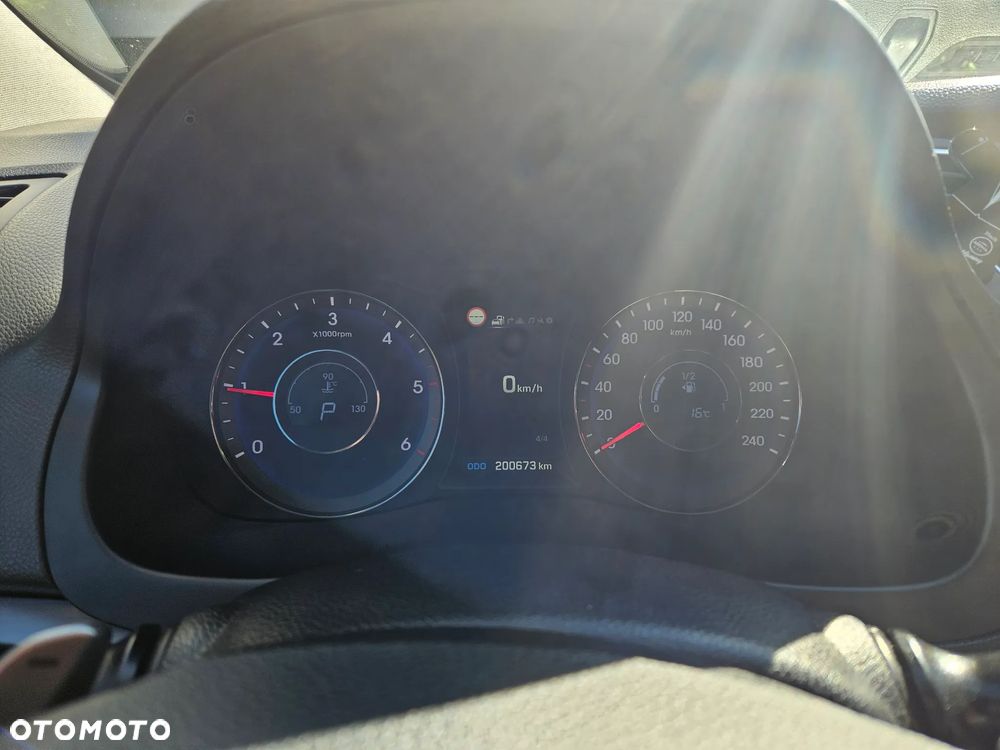 Hyundai i40 Kombi 1.7 CRDi DCT Premium - 6