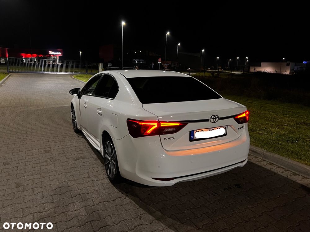 Toyota Avensis 1.8 Premium MS - 1