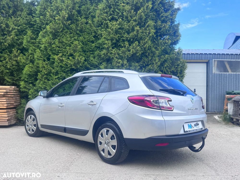 Renault Megane 1.5 dCi Dynamique - 4