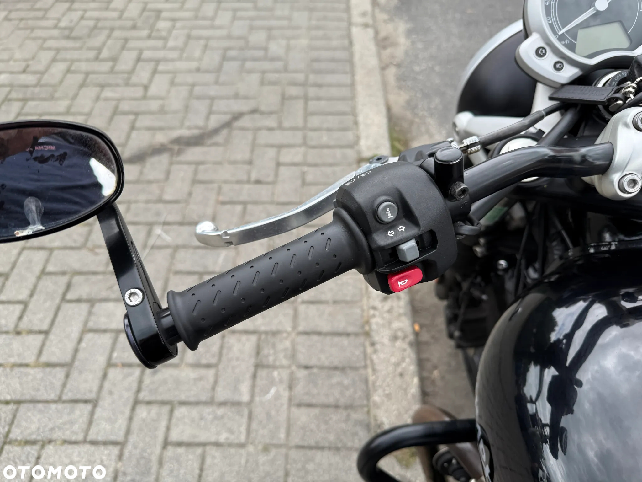 Triumph Speed Twin - 10
