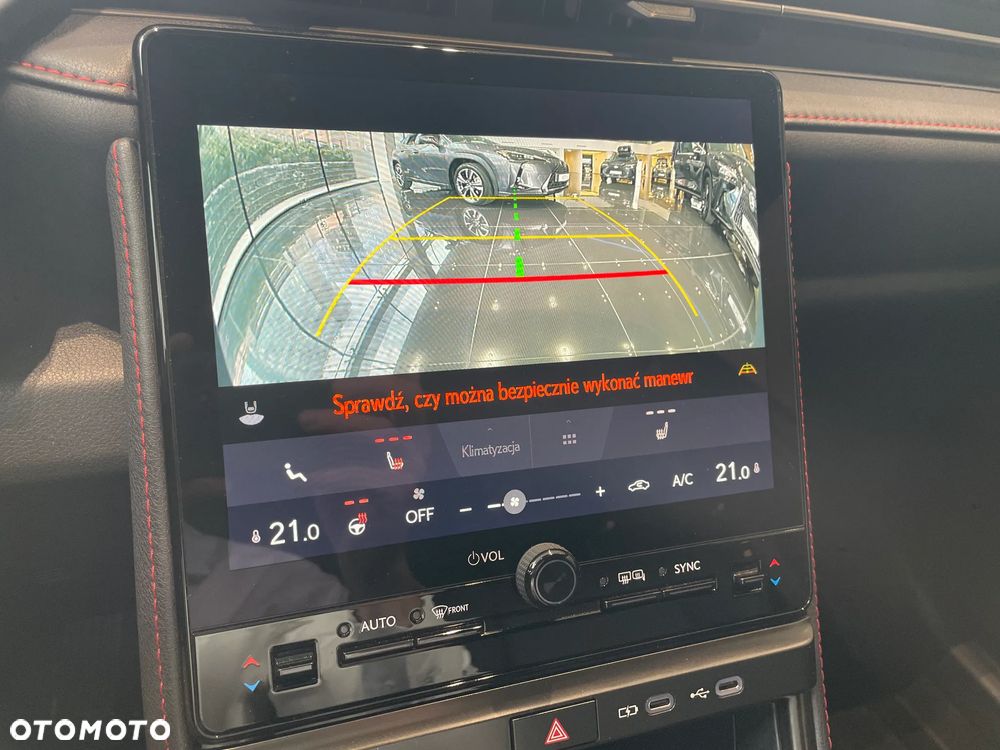 Lexus LBX 1.5 Hybrid Emotion - 15