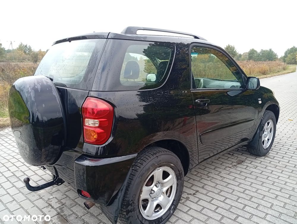 Toyota RAV4 - 4