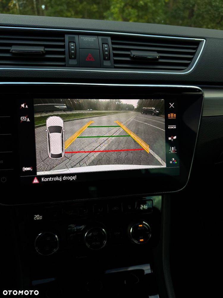 Skoda Superb 2.0 TDI 4x4 DSG Premium Edition - 28