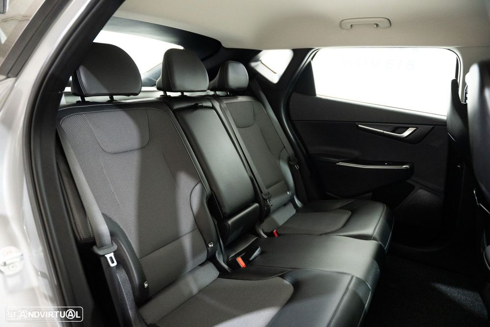 Kia EV6 77.4 kWh Earth - 31