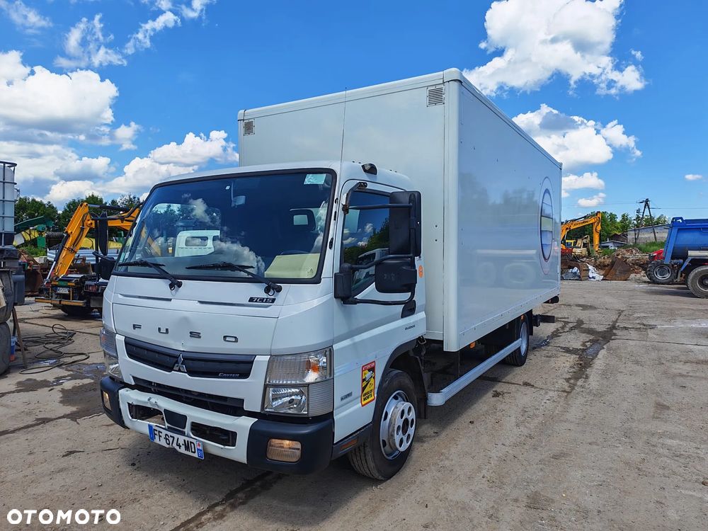 Mitsubishi Fuso - 18