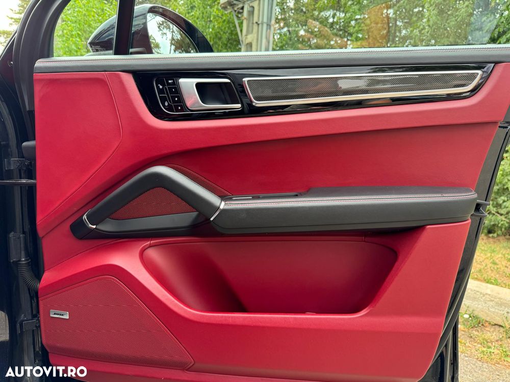 Porsche Cayenne E-Hybrid Tiptronic S Platinum Edition - 14