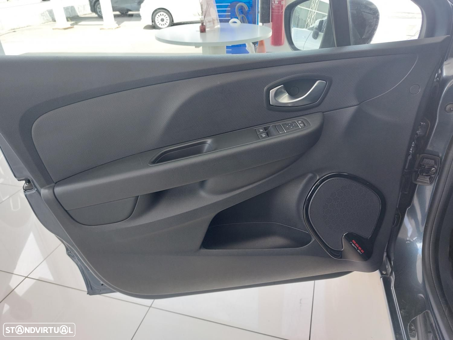 Renault Clio Sport Tourer 0.9 TCe Limited - 14