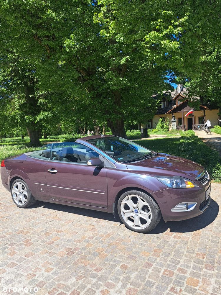 Ford Focus 1.6 16V Trend - 11