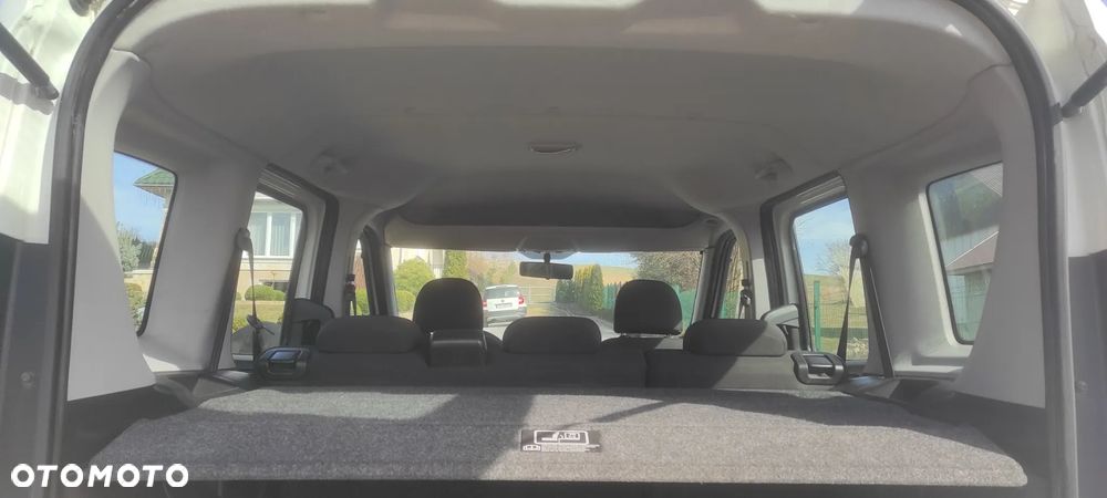 Fiat DOBLO multyat POLSKI SALON 1 WŁASCICIEL 5 OSÓB BEZWYPADKOWY - 10
