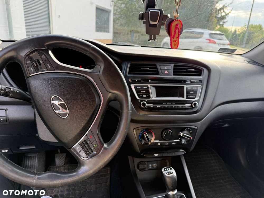 Hyundai i20 1.25 Classic + - 10