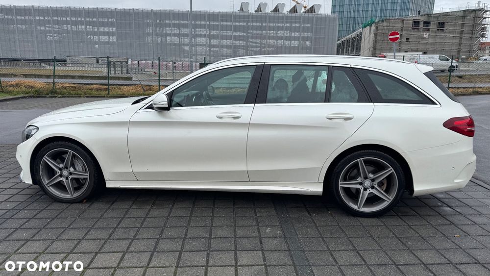 Mercedes-Benz Klasa C 250 (BlueTEC) d 4Matic T 7G-TRONIC AMG Line - 33
