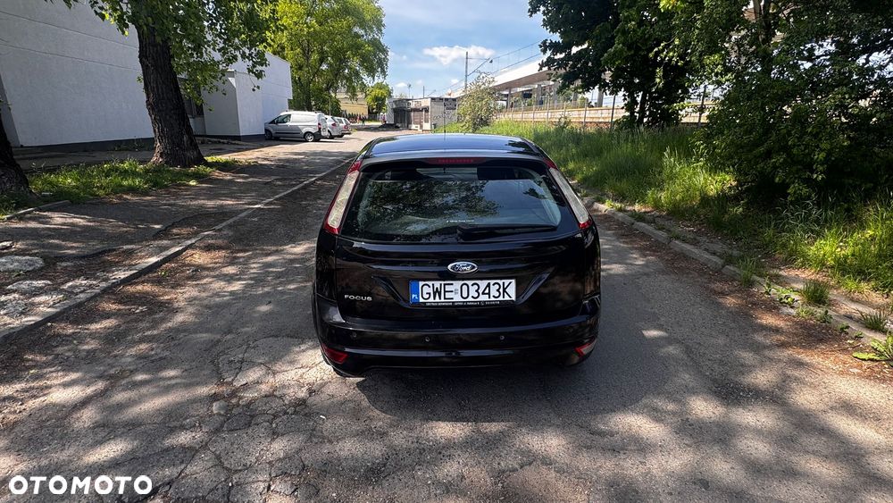 Ford Focus 1.6 Trend - 5