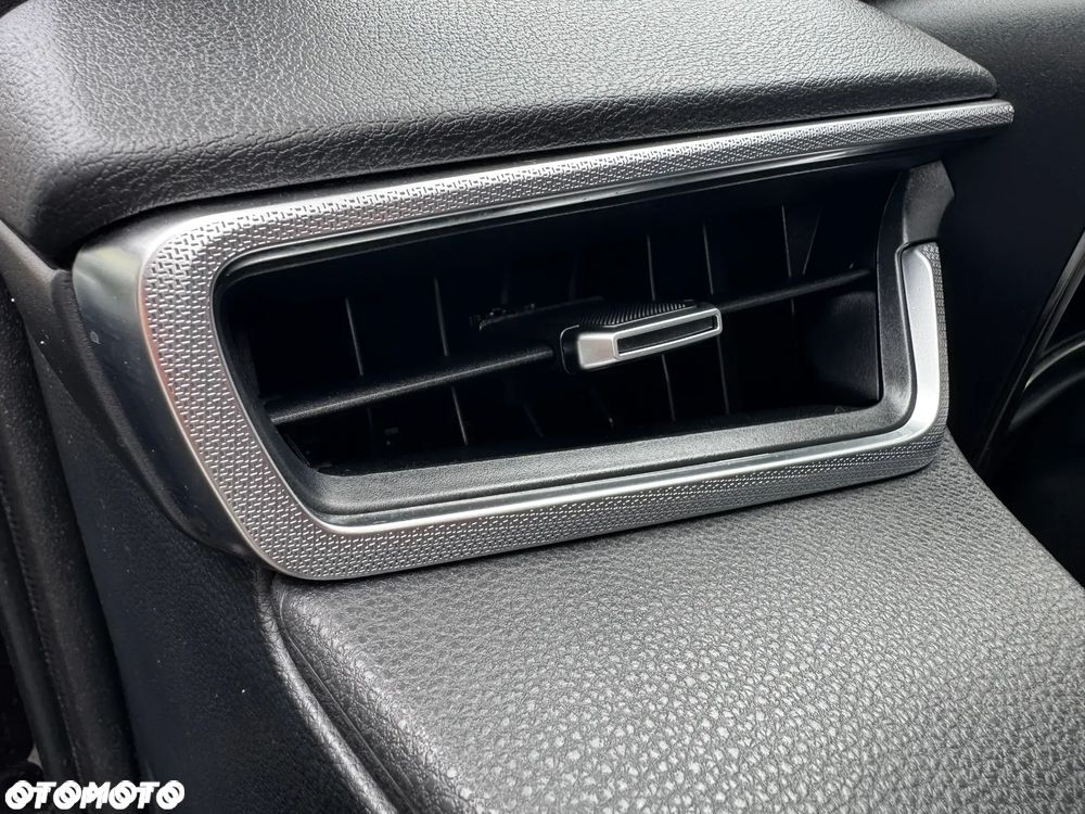 Toyota Corolla 1.8 Hybrid Executive - 14