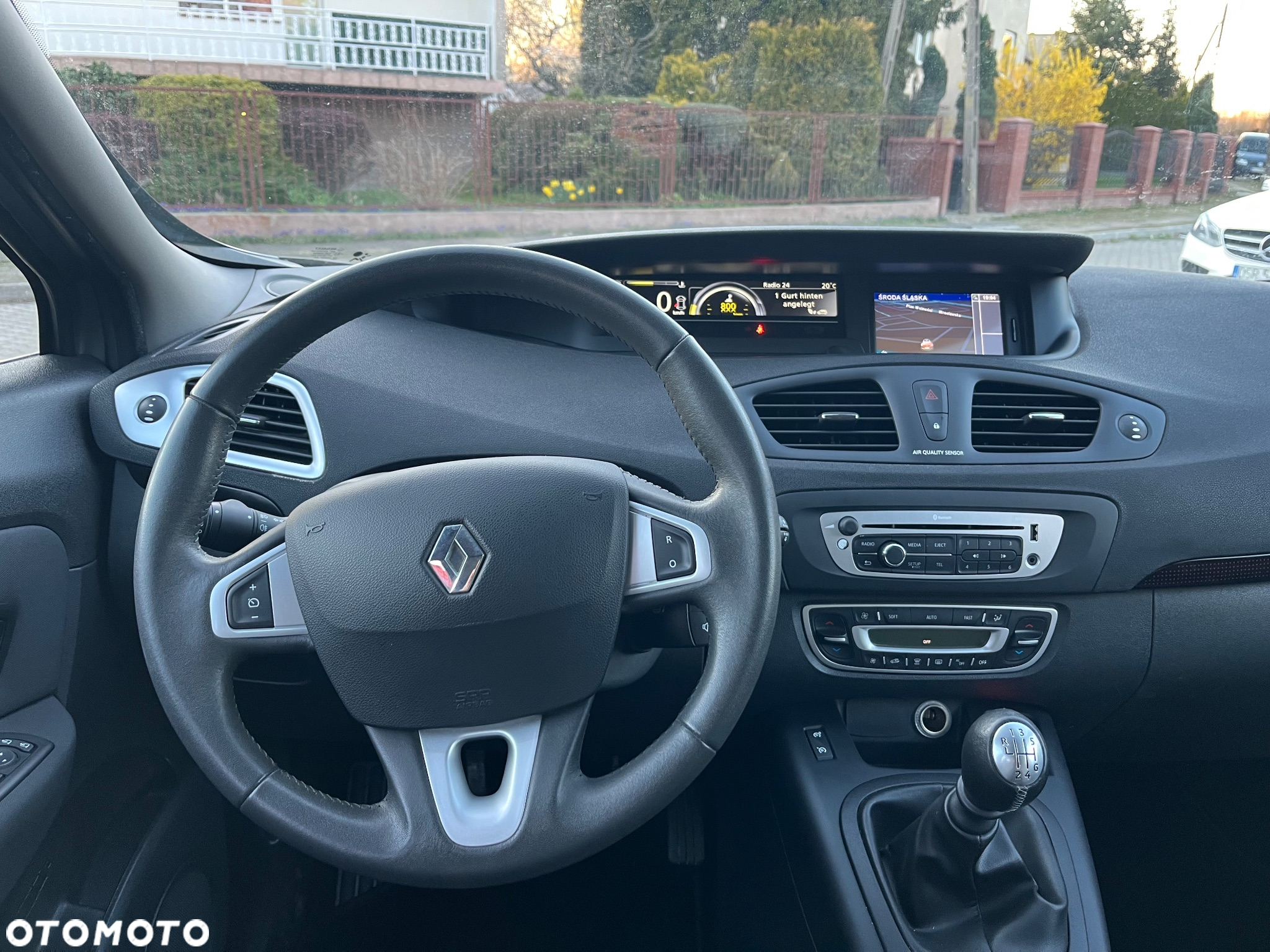 Renault Grand Scenic 1.6 16V 110 Paris - 5