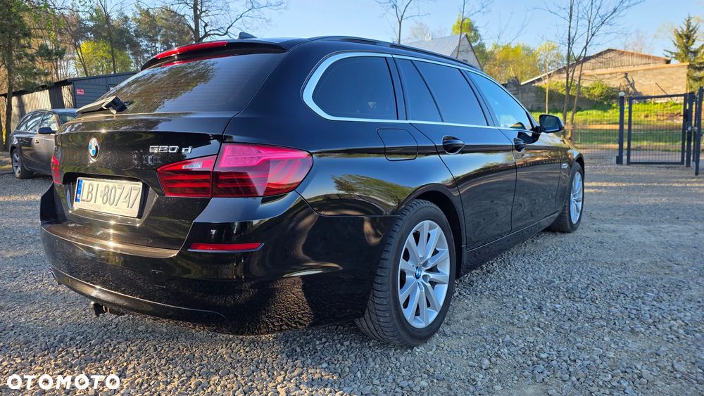 BMW Seria 5 520d xDrive Sport Line - 4