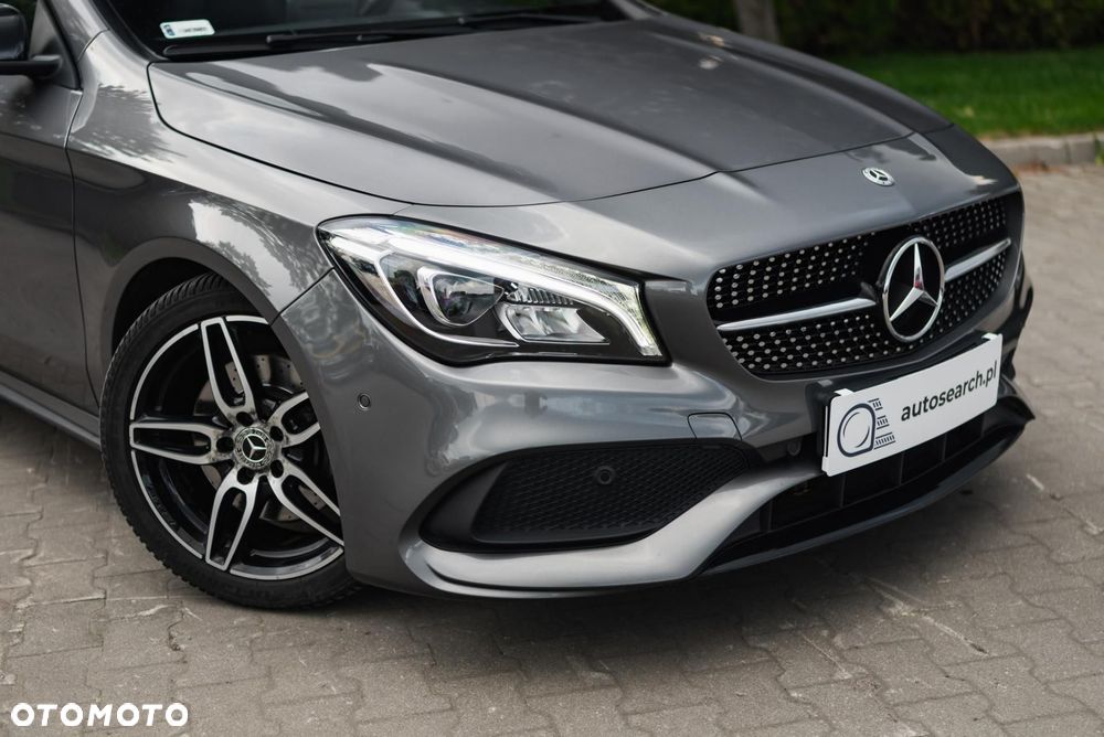 Mercedes-Benz CLA 220 4-Matic AMG Line - 38