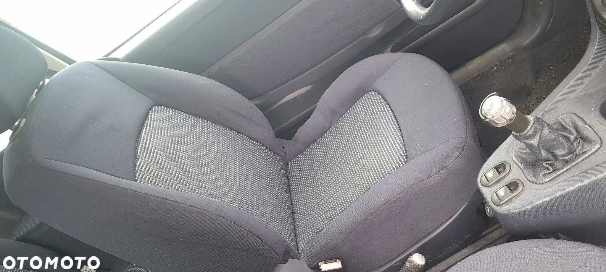 PEUGEOT 1007 FOTEL LEWY KIEROWCY PRZEDNI PRZÓD nr. 57/5 - 1