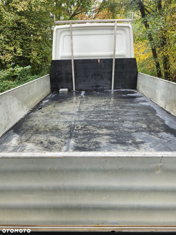 Volkswagen CRAFTER - 19