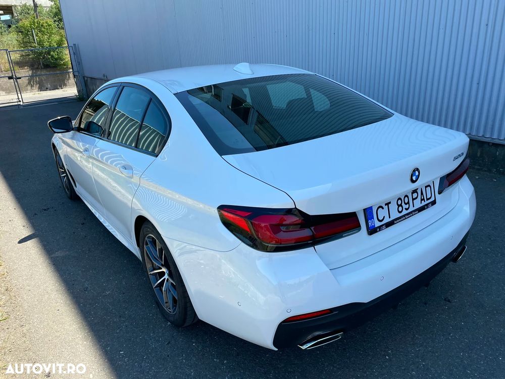 BMW Seria 5 520i Aut. M Sport Edition - 7