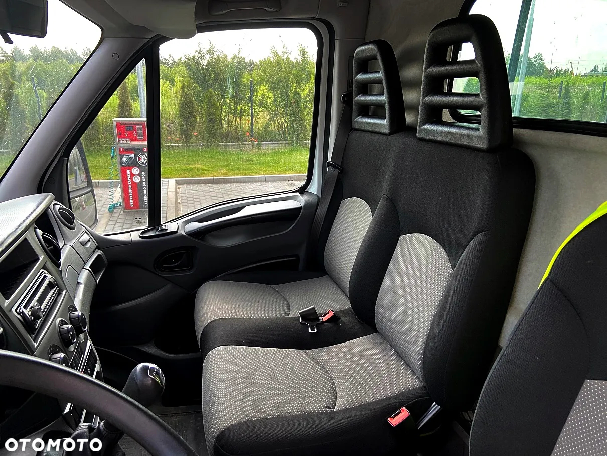 Iveco 35S15 - 12