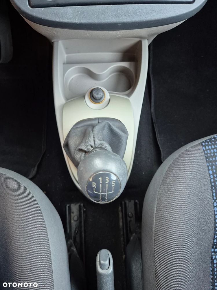 Renault Twingo - 21