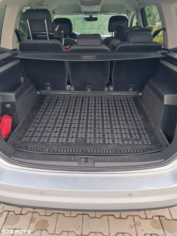 Volkswagen Touran 2.0 TDI BMT Highline DSG - 15